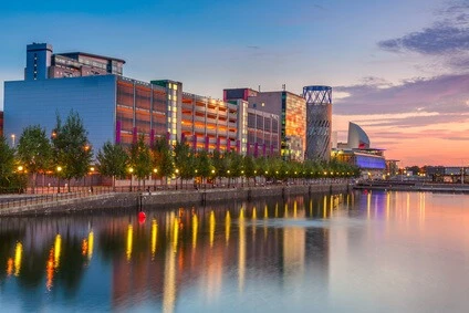 Verhuizing naar Manchester